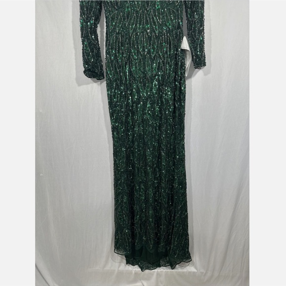 NWT $598 Mac Duggal [ 6 ] Long‎ Sleeve Beaded V-Neck Gown in Forest Green - Picture 10 of 14